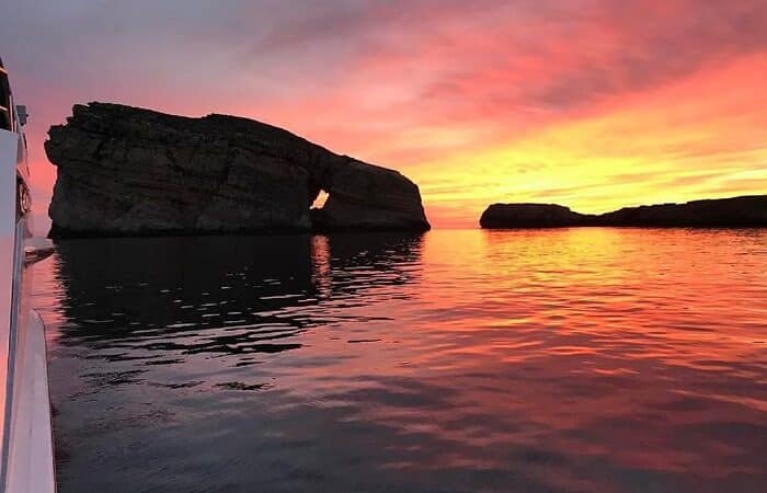 crociera in catamarano al tramonto a malta